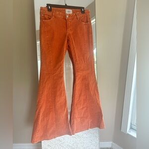 Urban Outfitters BDG Low-rise Extreme Flare Orange Corduroy Jeans, Size 25